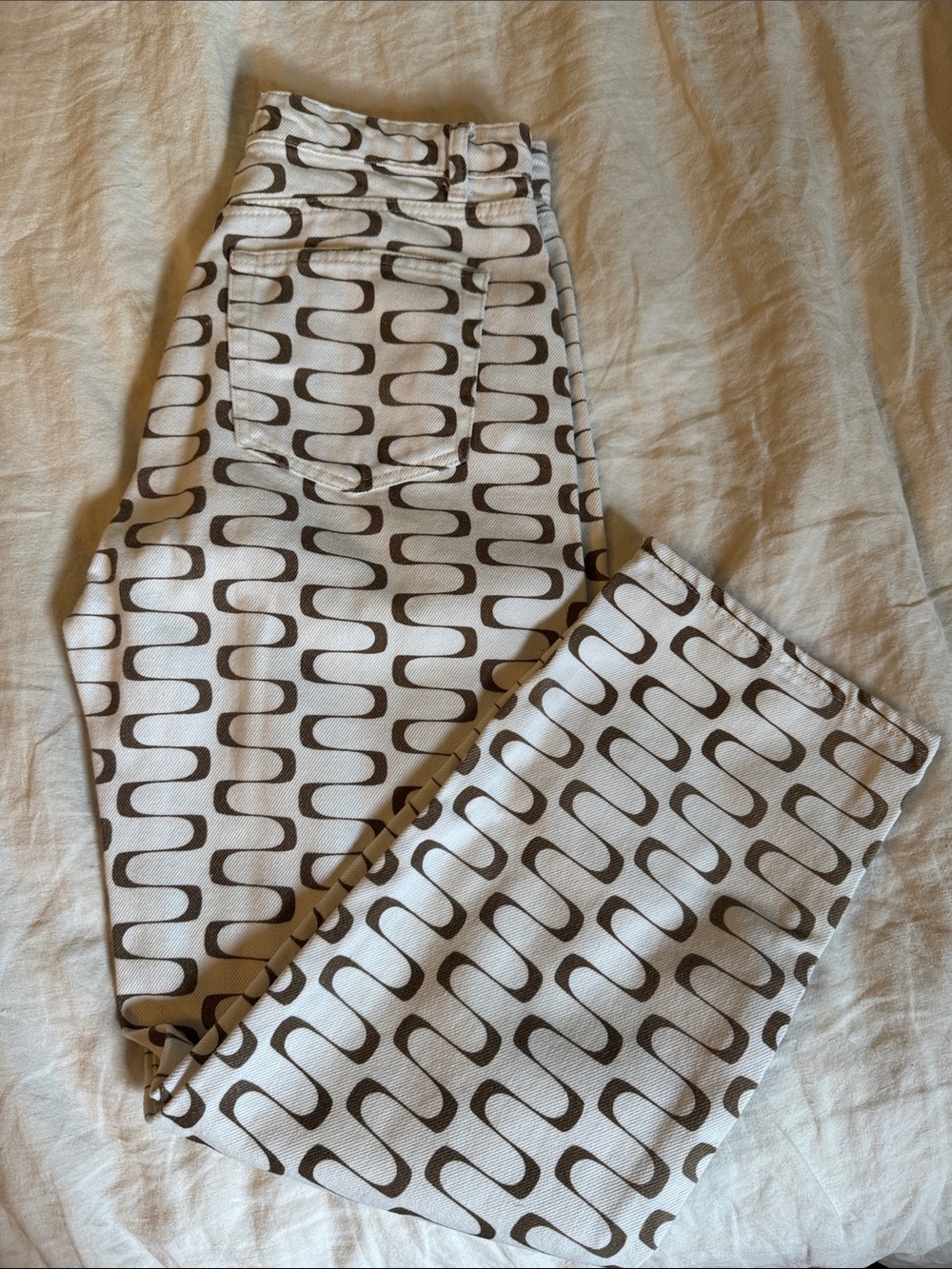 Reformation White jeans with Brown Geometric Print